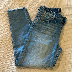 Kut from the Kloth Straight Leg Jeans